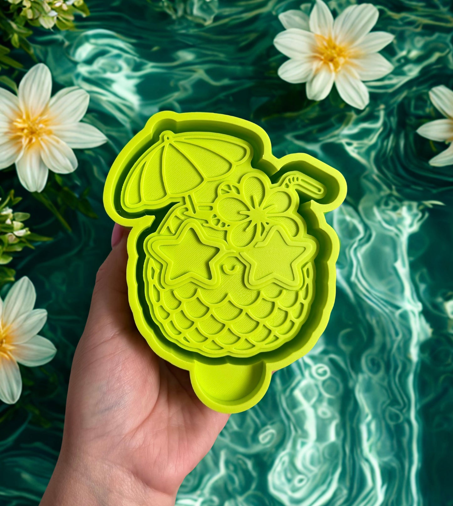 Pineapple vacation cocktail