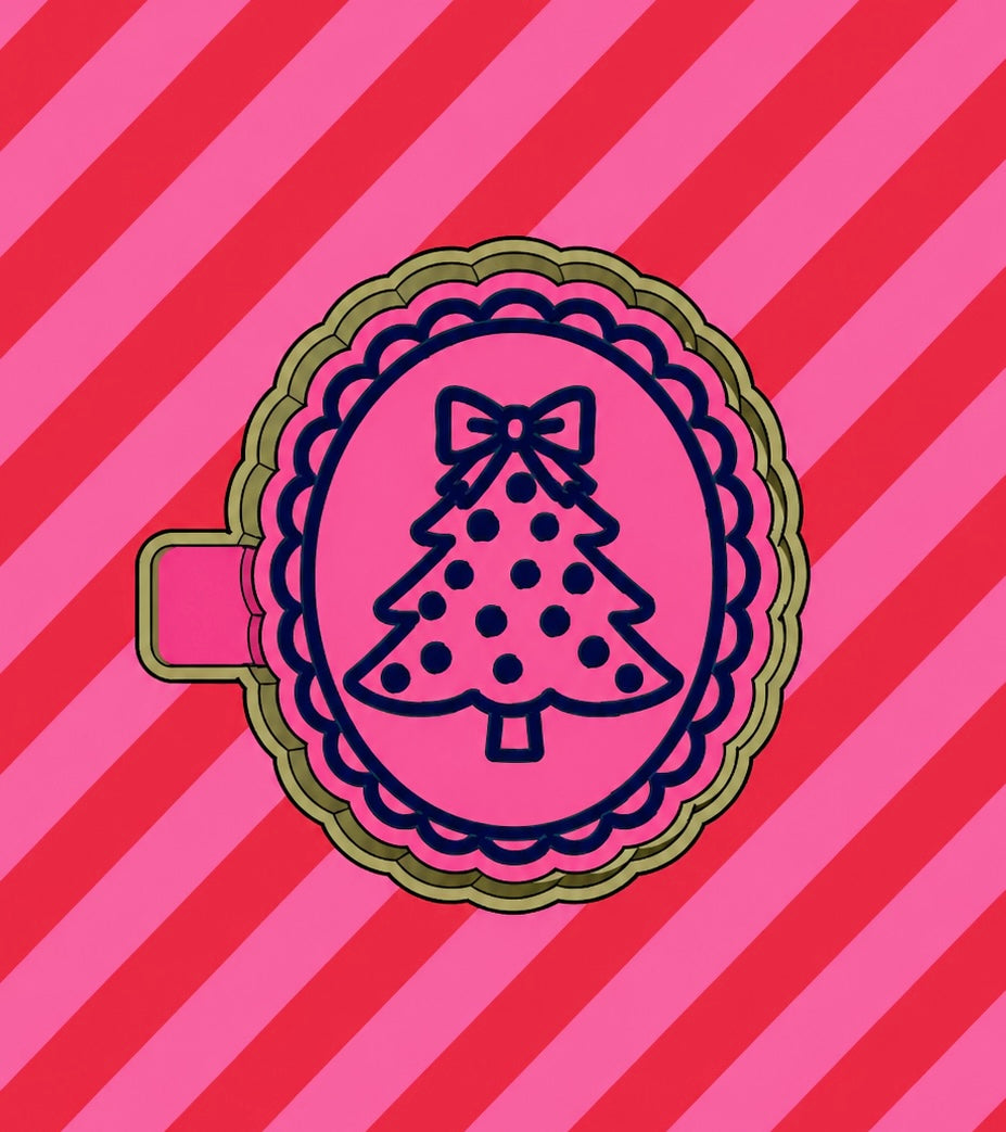 Christmas tree oval frame