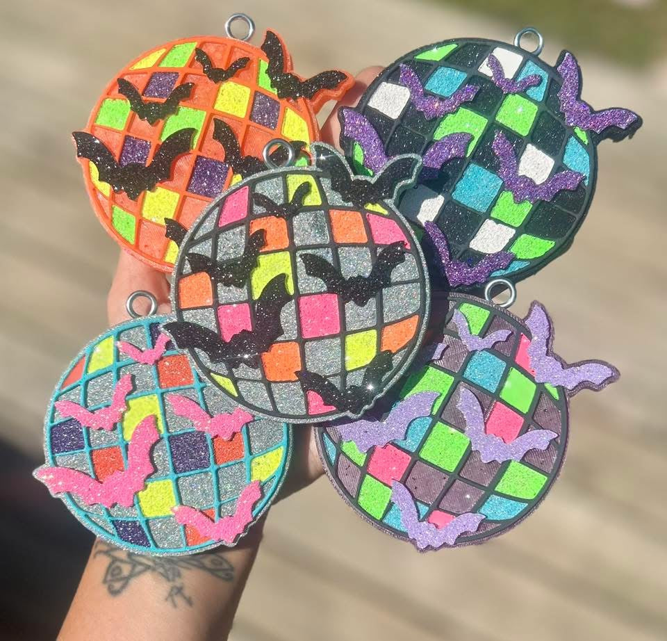 Disco bat