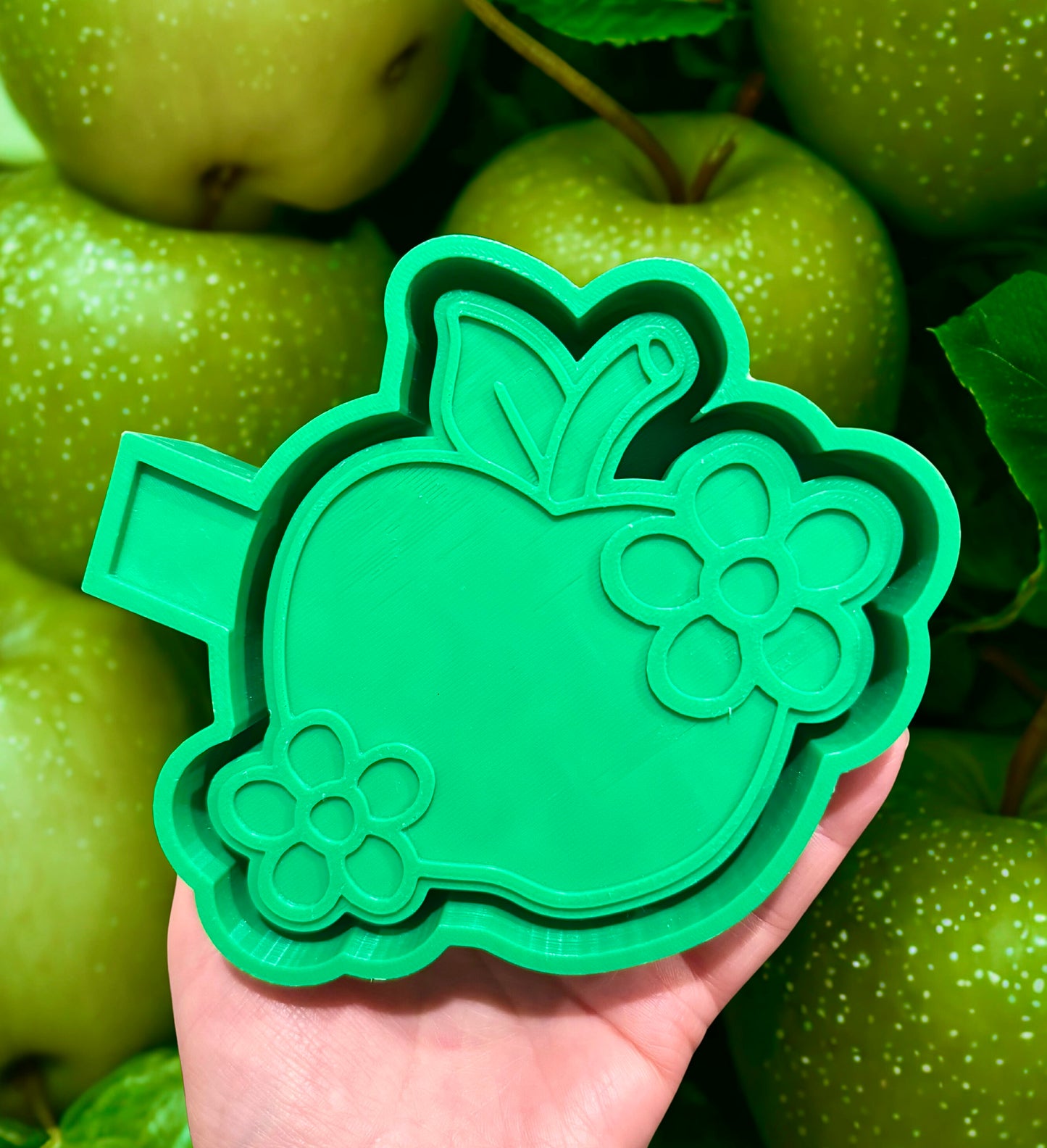 Apple with flowers￼