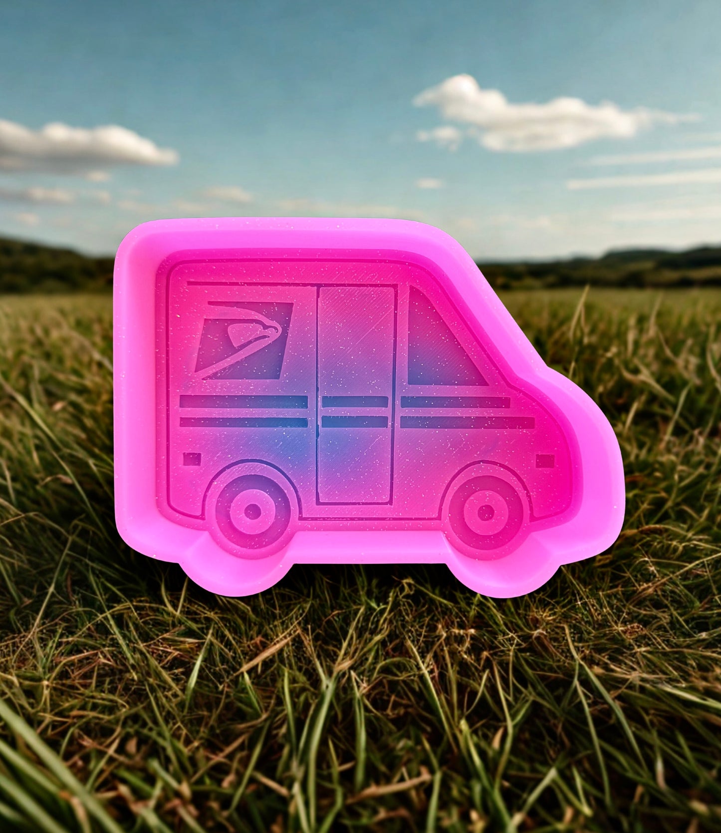 Mail truck