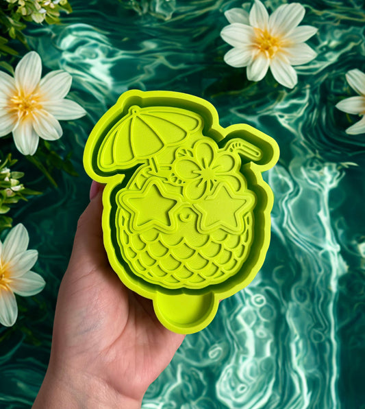 Pineapple vacation cocktail