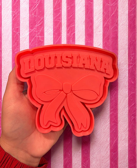 Louisiana with bow